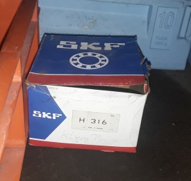 2 x SKF klembus H 316 