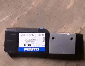 2 x Festo magneetventiel MYH-5/2-M5-L-LED 