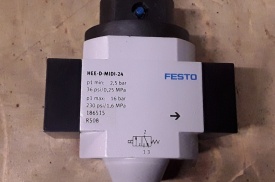 Festo inschakelventiel HEE-D-MIDI-24 