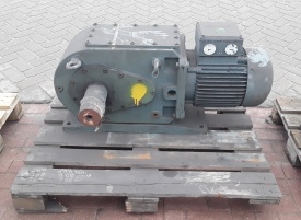 Reductor Bauer 9 kw, 22 rpm 