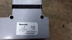 6 x Rexroth pneumatisch ventiel 0 821 003 027  