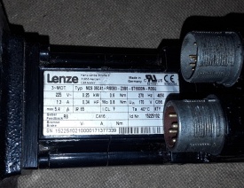 Servomotor Lenze MCS 06C41-RS0B0-Z0B0-ST6S00N-R0SU