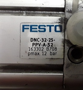 4 x Festo DNC-32-25-PPV-A-S2 