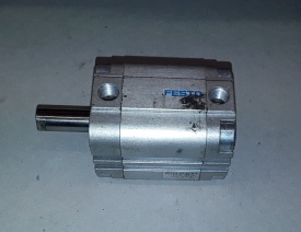 2 x Festo ADVUL-32-25-P-A