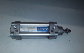 5 x Festo DNGU-32-50-PPV-A