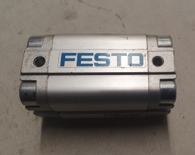 2 x Festo ADVU-20-30-P-A