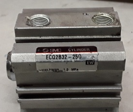 21 x SMC ECQ2B32-25D 