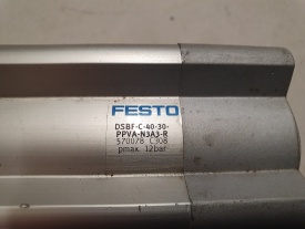 8 x Festo DSBF-C-40-30-PPVA-N3A3-R 