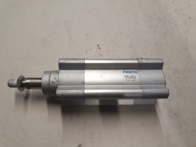 8 x Festo DSBF-C-40-30-PPVA-N3A3-R 