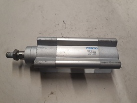 8 x Festo DSBF-C-40-30-PPVA-N3A3-R 