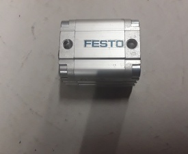 2 x Festo ADVU-40-30-P-A 