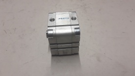 2 x Festo ADVU-50-10-P-A 