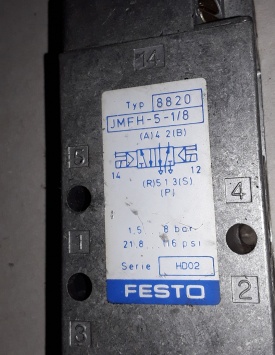 9 x Festo 5/2 magneetventiel JMFH-5-1/8 