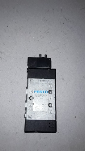 9 x Festo magneetventiel CPE14-M1BH-5L-1/8 