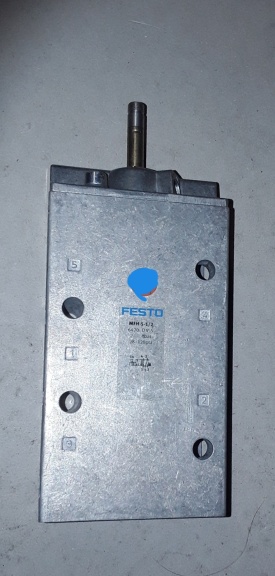 6 x Festo 5/2 magneetventiel MFH-5-1/2 