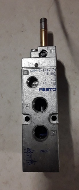 4 x Festo 5/2 magneetventiel MFH-5-1/4-S B 