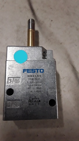 4 x Festo 3/2 magneetventiel MFH-3-1/8-S 