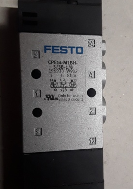 3 x Festo magneetventiel CPE14-M1BH-5/3B-1/8 