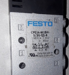 2 x Festo magneetventiel CPE14-M1BH-5/3G-QS-8 