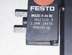 2 x Festo magneetventiel CPE14-M1BH-5/3G-QS-8 