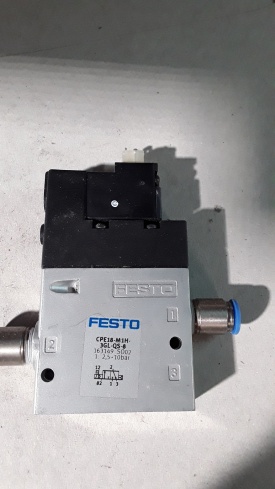 Festo magneetventiel CPE18-M1H-3GL-QS-8 