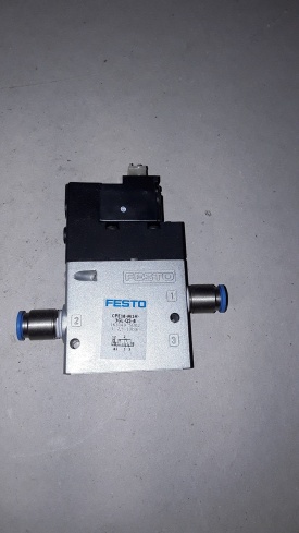 Festo magneetventiel CPE18-M1H-3GL-QS-8 