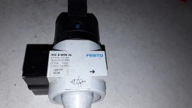 Festo inschakelventiel HEE-D-MINI-24 