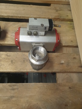 Kogelafsluiter met actuator PN64 DN40 1" 1/2 